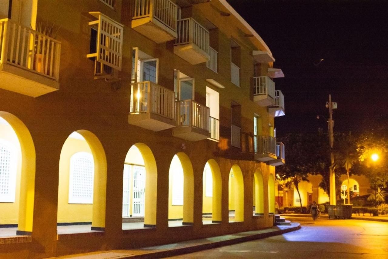 Apartamento Hermoso Apto Estudio En La Ciudad Amurallada!