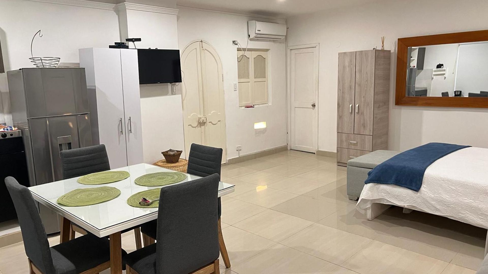 Hermoso Apto Estudio En La Ciudad Amurallada! Apartamento *