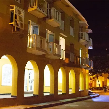 Apartamento Hermoso Apto Estudio En La Ciudad Amurallada!